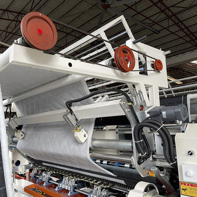 Geautomatiseerde de Naald van de Slotsteek Multi het Watteren Machine voor de Machines van de Dekbeddenmatras