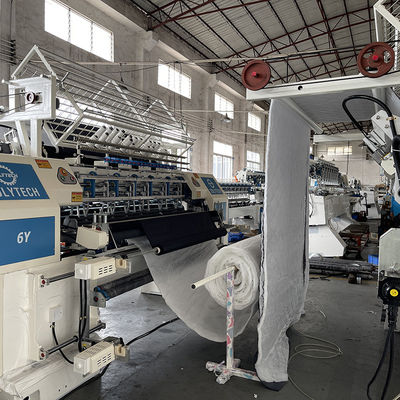 Hoge snelheid Geautomatiseerde het Watteren Machine voor Dekbedden en Dekbedden 500-1100rpm