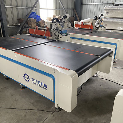 Geautomatiseerde Automatische het Wegknippen de Randmachine 50500mm van de Matrasband het Naaien Dikte
