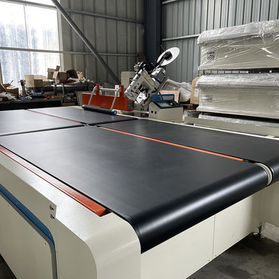 ZOLYTECH het geautomatiseerde de machine 15-20pcs/h van de bandrand automatische wegknippen voor beginners die naaimachine scherpen